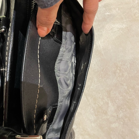 Coach black leather small hand bag - Picture 16 of 16